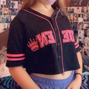 a crop top saying queen